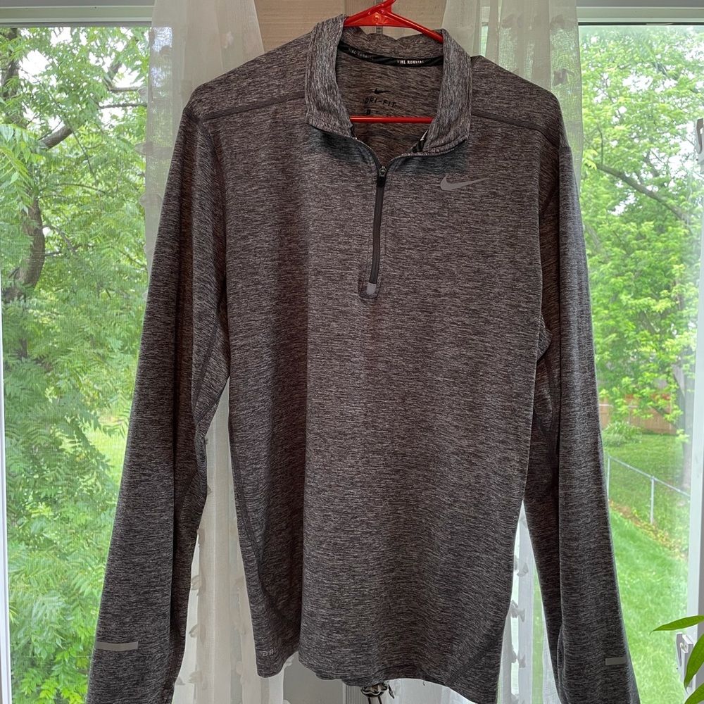 NIKE DRI-FIT Quarter-Zip Pullover/ Grey